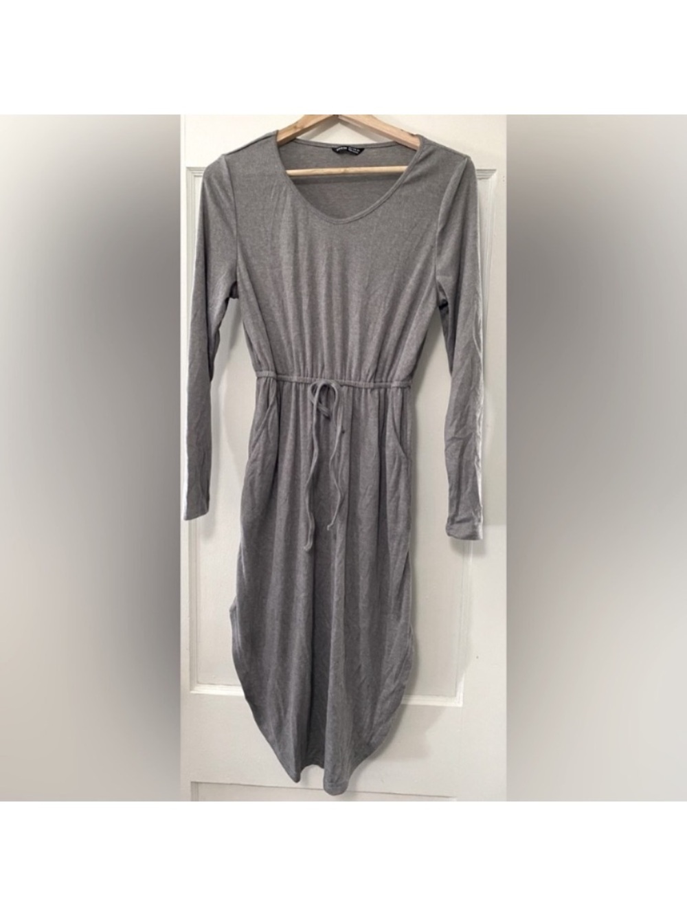 Women’s Gray Long Sleeve Drawstring Midi Dress